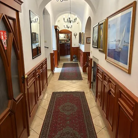 Penzión pre hostí Phoenix Trnava